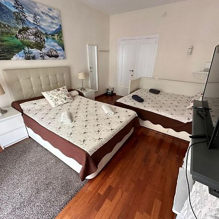 Rooms Viladomat บาร์เซโลนา ภายนอก รูปภาพ